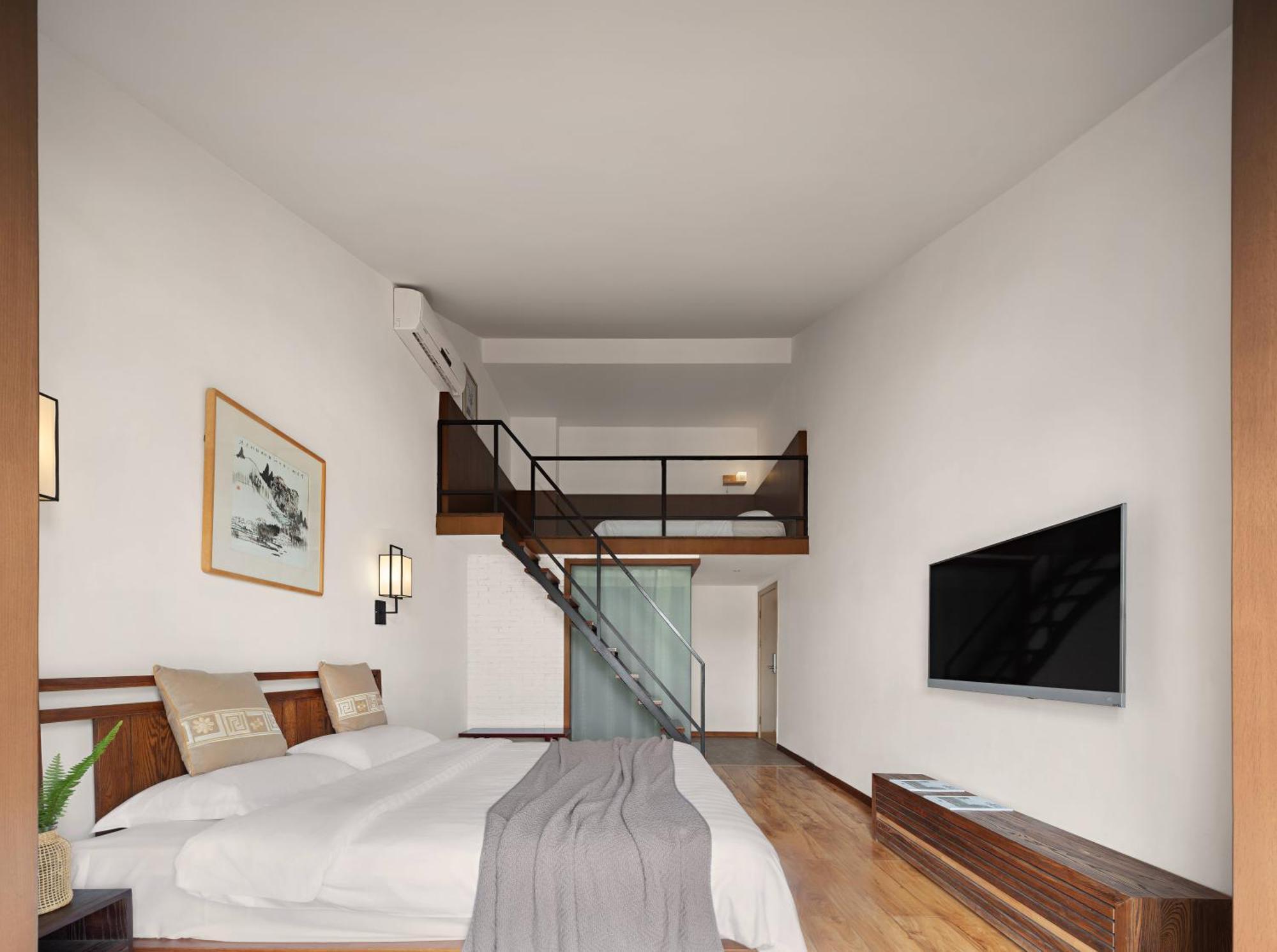 Serene Vale Inn Guilin-Free One Way Pick Up Service To High-Speed Railway Station For 2 Nights 외부 사진
