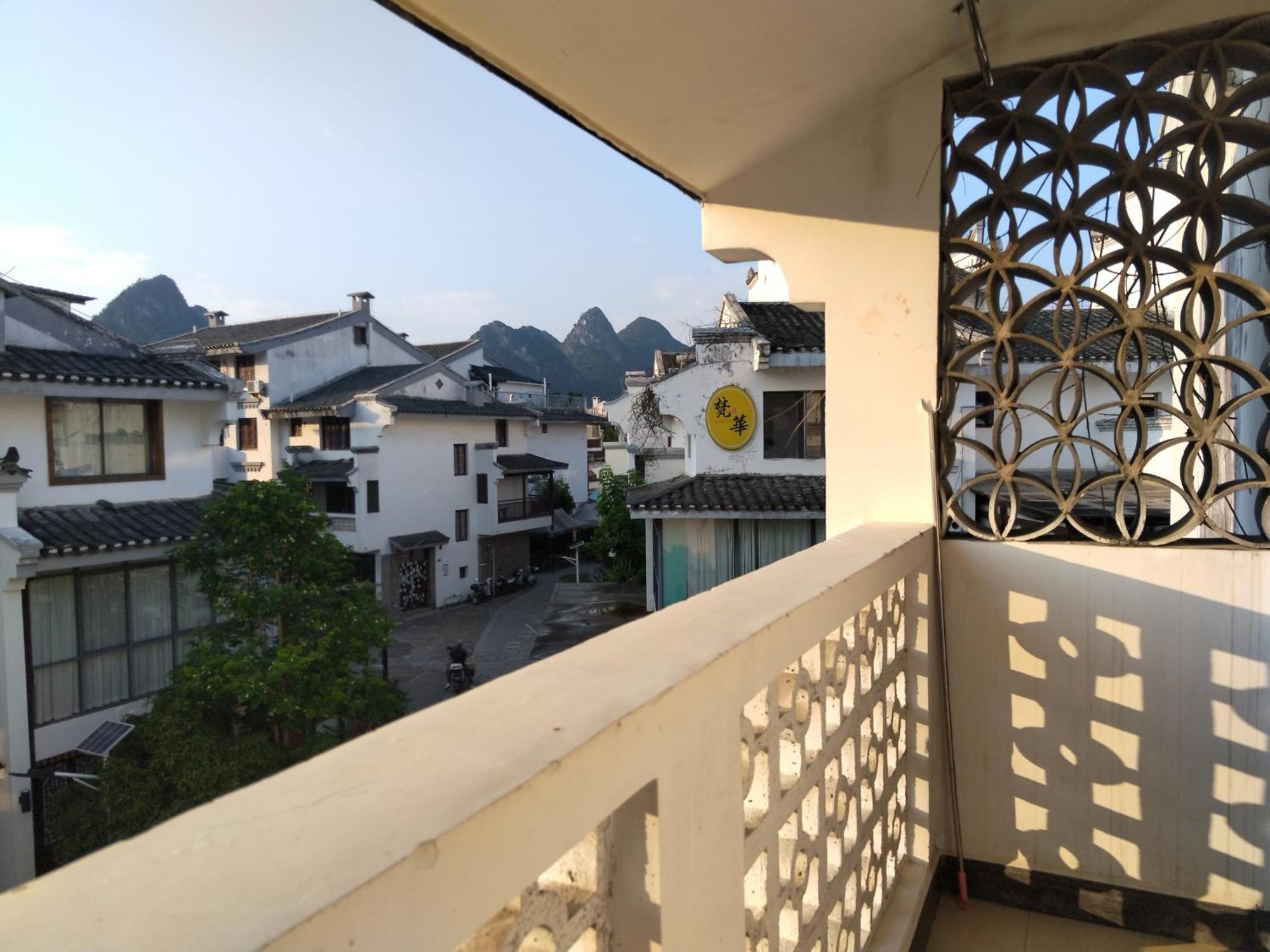 Serene Vale Inn Guilin-Free One Way Pick Up Service To High-Speed Railway Station For 2 Nights 외부 사진