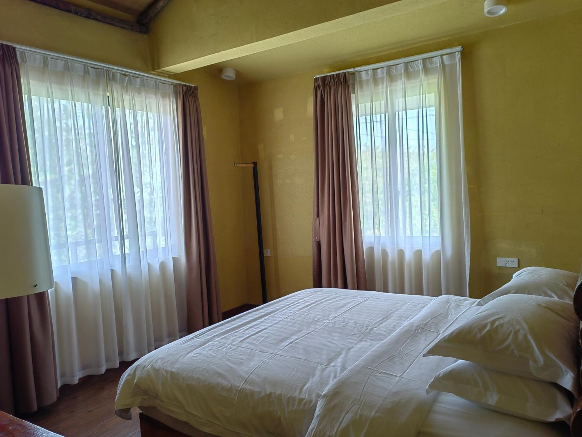Serene Vale Inn Guilin-Free One Way Pick Up Service To High-Speed Railway Station For 2 Nights 객실 사진